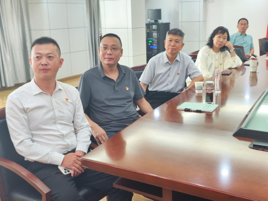 7.1江汉区总工会集中收看庆祝中国共产党成立105周年大会直播2.png