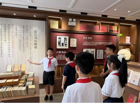 江汉区城市更新实践报告2021.png